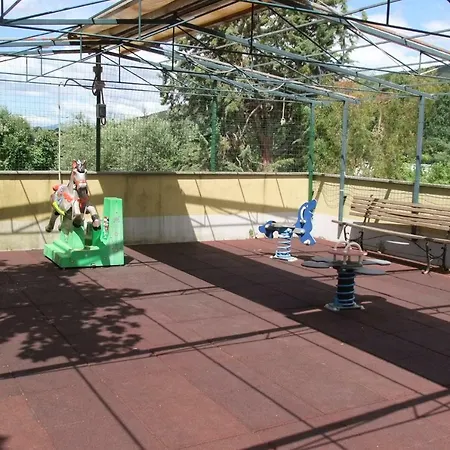 مكان تخييم Fossa Lupara سيستري ليفانتي